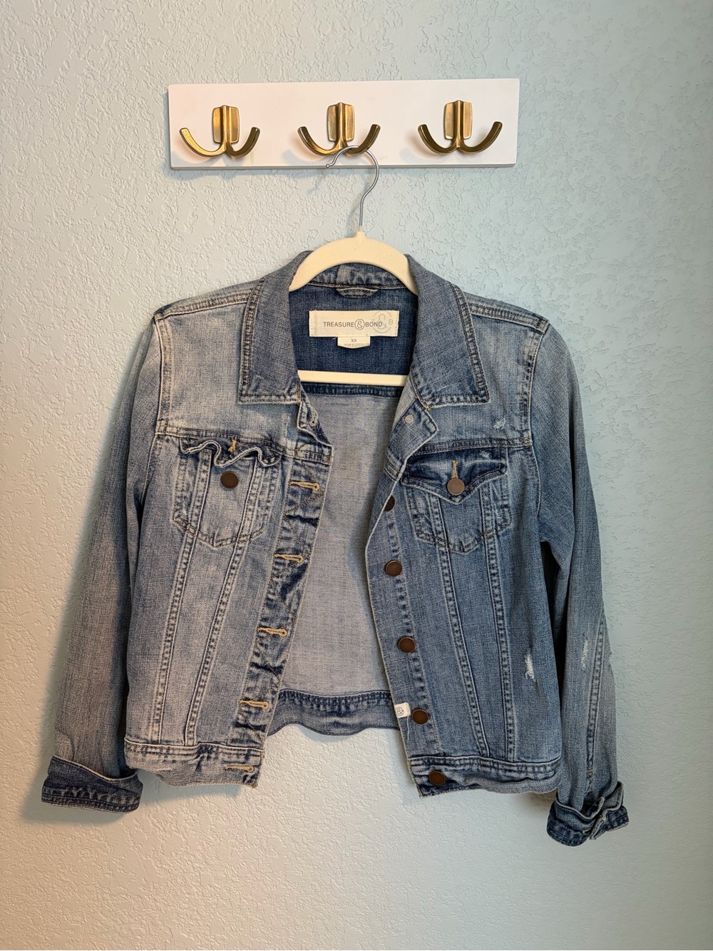 Treasure & Bond Light Wash Denim Jacket - Blue XS